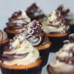 Żeliwna forma do muffinek Kinghoff KH-1199