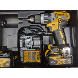 Wkrętarka DeWalt zasilanie akumulatorowe 18 V DCD796